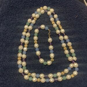 Elegant Multicolor Beaded Necklace and Bracelet Set